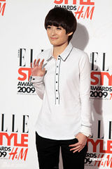 高清图：徐静蕾牵手黄立行 《杜拉拉》未映先拿奖