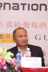 幻灯图：主席吴宇森携评委团亮相 赵薇复出成焦点