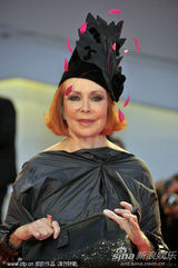 组图：威尼斯电影节时尚盘点之妆容发型