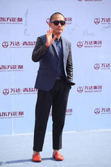 组图：莱昂纳多梁朝伟赵薇等齐聚青岛