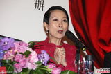 组图：白雪仙不敢上台怕吓人 陈宝珠怕师傅