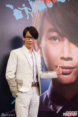 组图：陶喆启动世界巡回演唱会悼念亡父