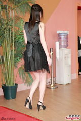 组图：港姐选拔二轮佳丽彩妆亮相变白富美