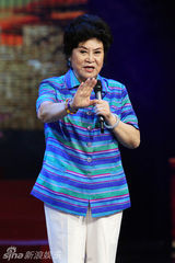 组图：苗圃罗晋助阵《穆桂英》山东首播典礼