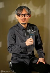 组图：《狄仁杰》刘嘉玲显女王范不和伟仔拍戏