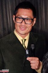 组图：陈茵媺看好陈豪得视帝 周秀娜秀长腿不慎走光