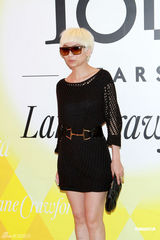 组图：众明星参加时尚派对 刘嘉玲否认与张柏芝不合