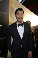 组图：《骸骨之城》好莱坞首映 有望引进内地