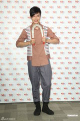 组图：严爵坦言不会追女生 自曝曾有暗恋经历