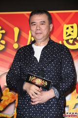 组图：《总铺师》票房看涨 杨佑宁被拱裸泳裸骑