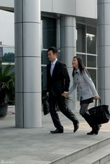 高清：《红玫瑰黑玫瑰》开机 王雅捷演律师有点轴