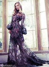 组图：阿曼达-塞弗里德《名利场》写真美若仙子