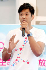 幻灯：黑人陈建州反击不实报导 澄清未借公益自肥