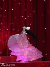 组图：15岁小彩旗可爱私照曝光 也玩浓妆非主流