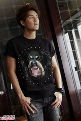 组图：吴克群对钟欣桐有好感 恐婚症不敢结婚生子