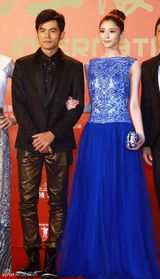 组图：王姬李心艾走红毯意外撞衫