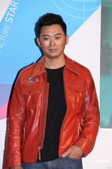 组图：杨幂获赞有功夫细胞 樊少皇为打戏脚趾骨折