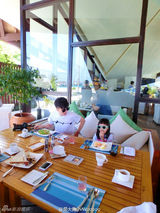 组图：18岁最萌年龄差兄妹走红 哥哥阳光帅气