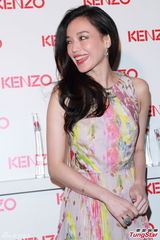 组图：舒淇力撑周星驰不小气 否认被星爷追求