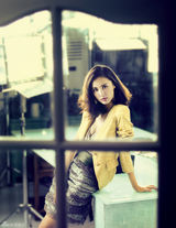 组图：张歆艺薄纱长裙清新唯美 显轻熟女慵懒风情