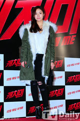 组图：文彩媛崔江熙朱相昱等齐捧场朱元新片