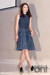 成民[21\/38]组图:李妍熙似激凸露美背 李美淑无