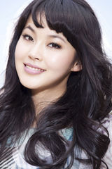 组图：张佳宁登时尚杂志 尽显“甜美教主”范儿