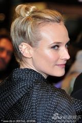 组图：黛安-克鲁格现身柏林开幕红毯妩媚性感