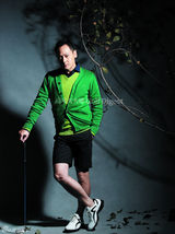 组图：邱心志杂志大片曝光 展现熟男动感魅力