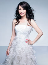 高清图：新民歌天后祖海写真 展现时尚动感一面