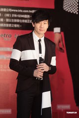 组图：林俊杰大方对Hebe示爱 为其写歌盼有合作