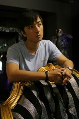 组图：武雨泽时尚大片曝光 邻家男孩清秀帅气