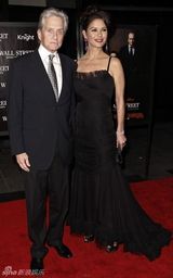 高清：《华尔街2》纽约首映 道格拉斯患病后享艳福