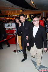 组图：林峰微电影上映 称与佘诗曼无暧昧