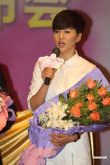 组图：《秘密花园》开机 钟汉良安七炫现身