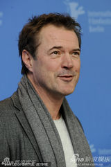 高清：《未知》发布会 黛安-克鲁格红裙娇艳受热捧