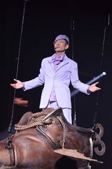 高清组图：刘德华罗兰重温旧梦 自揭曾见邓萃雯家长