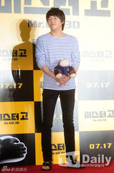 组图：李敏镐少女时代等群星助阵《大明猩》