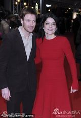 高清组图：《国王的演讲》首映 科林-费斯派头十足