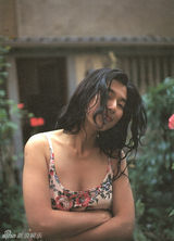 47岁铃木保奈美气质写真 获赞永远的赤名莉香