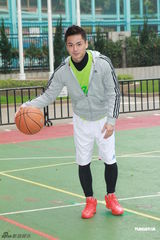 组图：《36小时》主演篮球赛 马国明回应绯闻