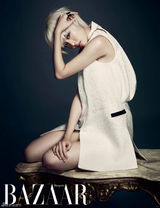 高清图：韩星李妍熙金发大片 黑纱长腿诱惑