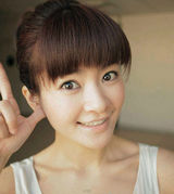 组图：《新还珠》主演幕后搞怪照 紫薇海陆扮鸟人