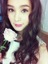 组图：言承旭绯闻女友私房照曝光 媲美林志玲