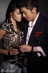 幻灯图：张博登时尚杂志 演绎“坏男人”风采