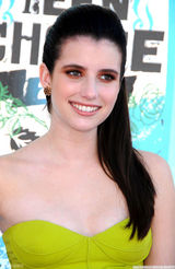 高清组图：美国青少年选择奖 艾玛-罗伯茨俏皮