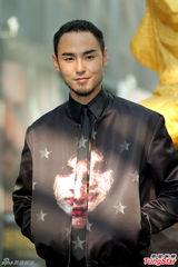 组图：影后凌波再展歌喉 阮经天见证金马历史