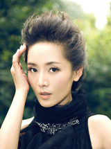 组图：车永莉写真清新秀丽 优雅华丽范儿