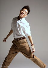 组图：Pchy中国成立工作室 中文EP将面世