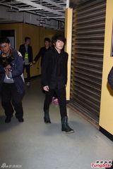 组图：数位音乐风云榜举行 陈奕迅五月天等热唱